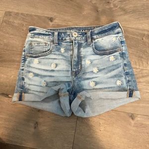 american eagle daisy shorts